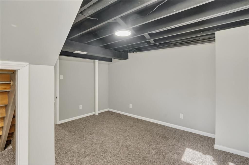 9825 Potter Circle — photo 32