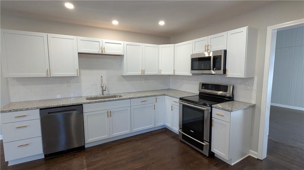 533 S Crane Street — photo 17