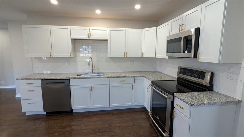 533 S Crane Street — photo 18