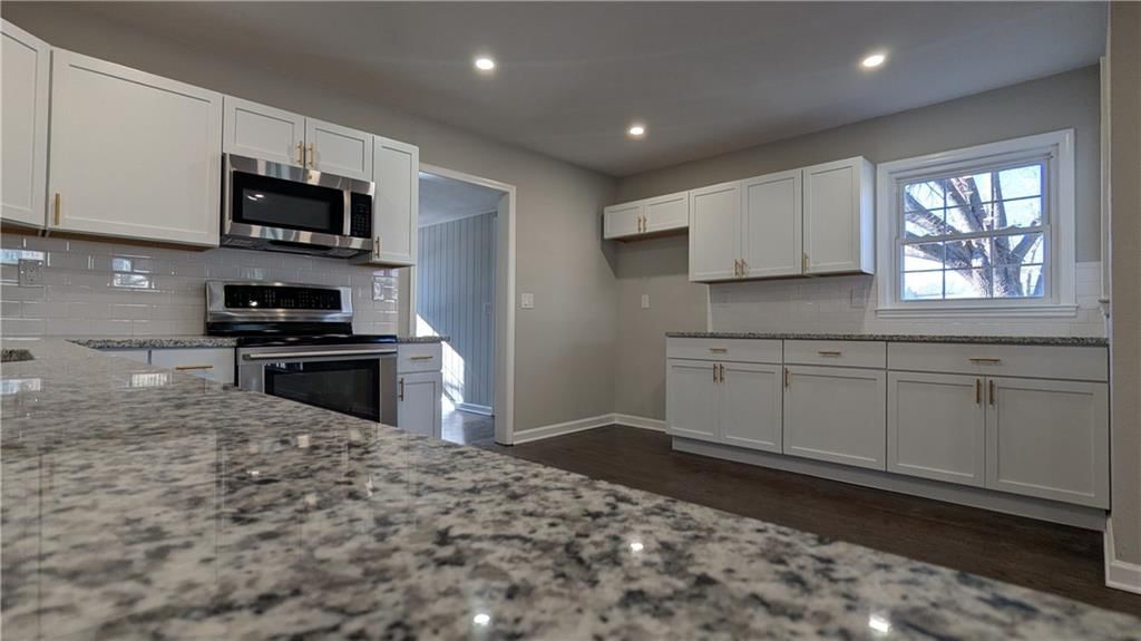 533 S Crane Street — photo 23