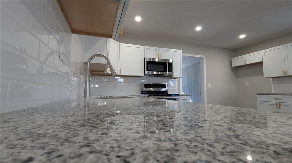 533 S Crane Street — photo 24