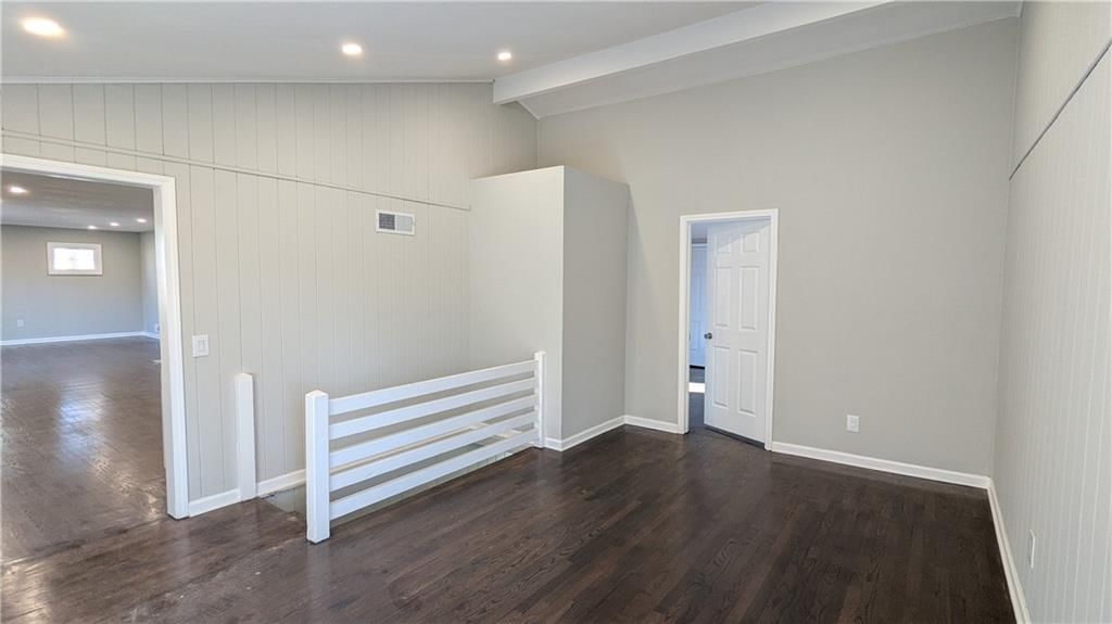 533 S Crane Street — photo 31