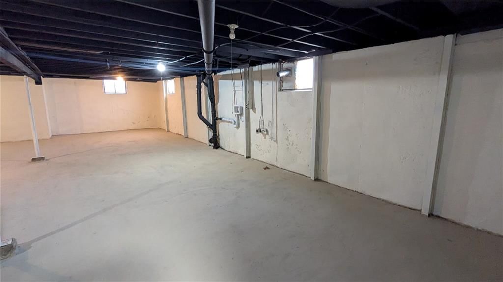 533 S Crane Street — photo 54