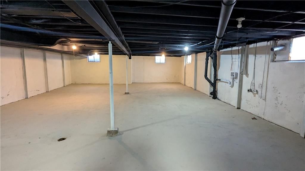 533 S Crane Street — photo 55