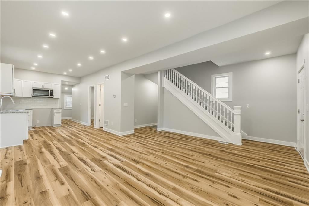410 Kensington Avenue — photo 5