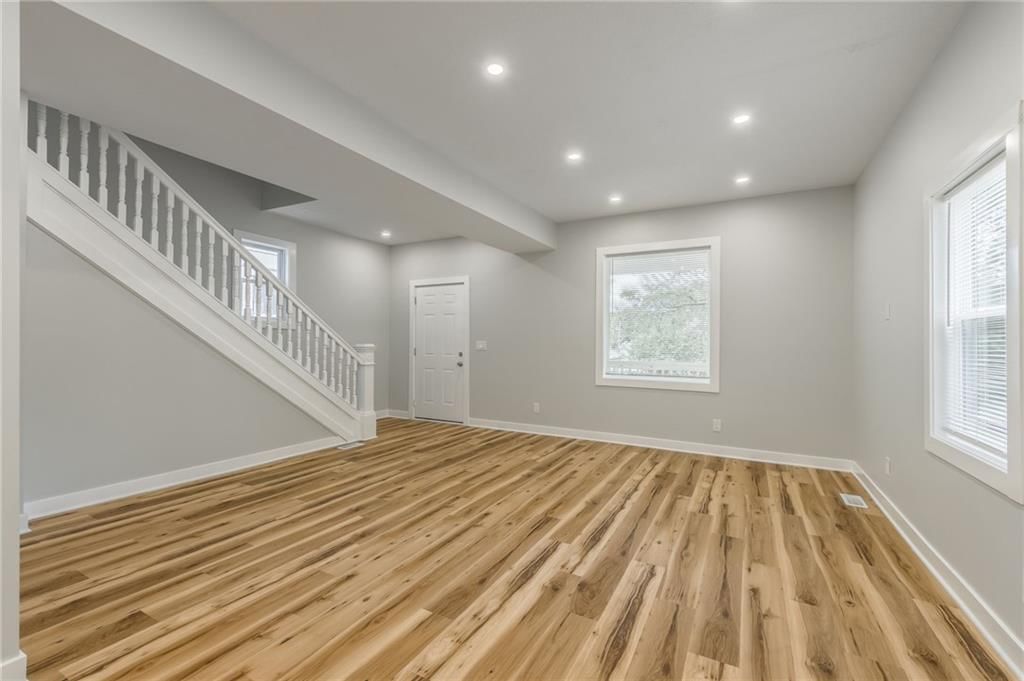 410 Kensington Avenue — photo 6