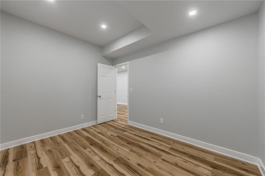 410 Kensington Avenue — photo 12