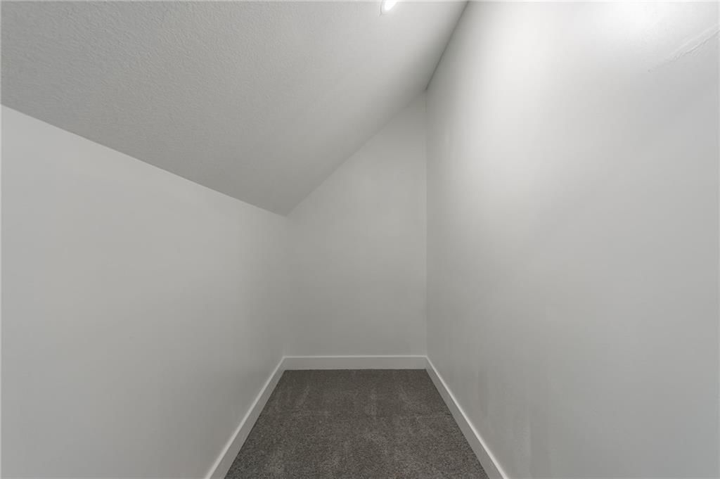 410 Kensington Avenue — photo 21