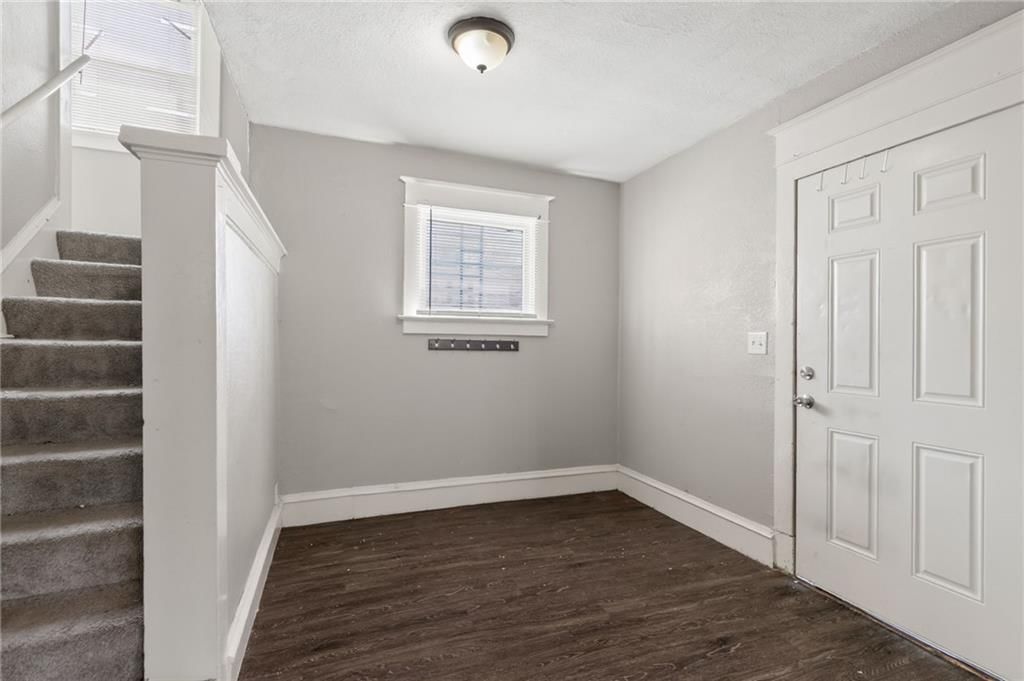 4423 FLORA Avenue — photo 5