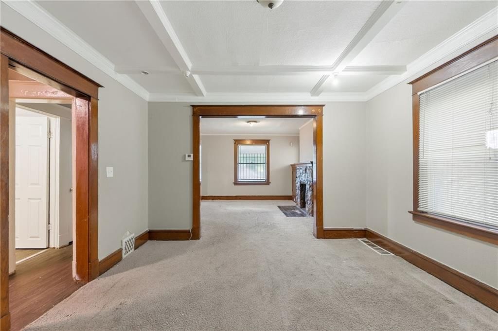 4423 FLORA Avenue — photo 11
