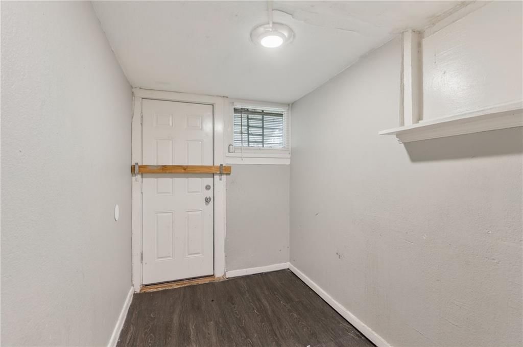 4423 FLORA Avenue — photo 12