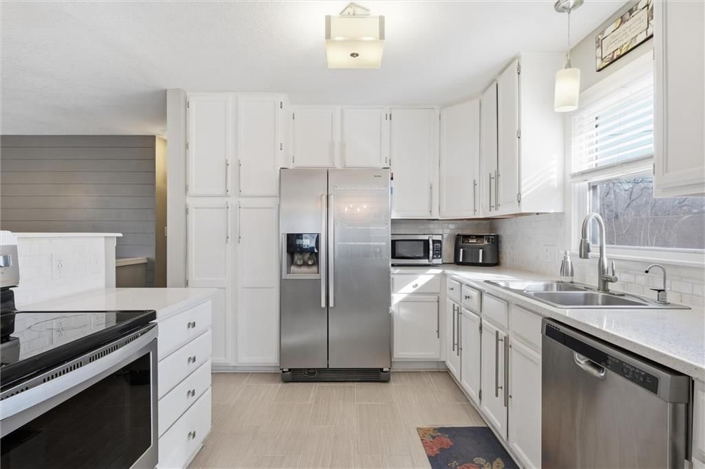 521 E Mulberry Street — photo 9