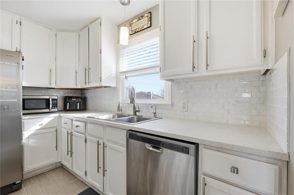 521 E Mulberry Street — photo 10