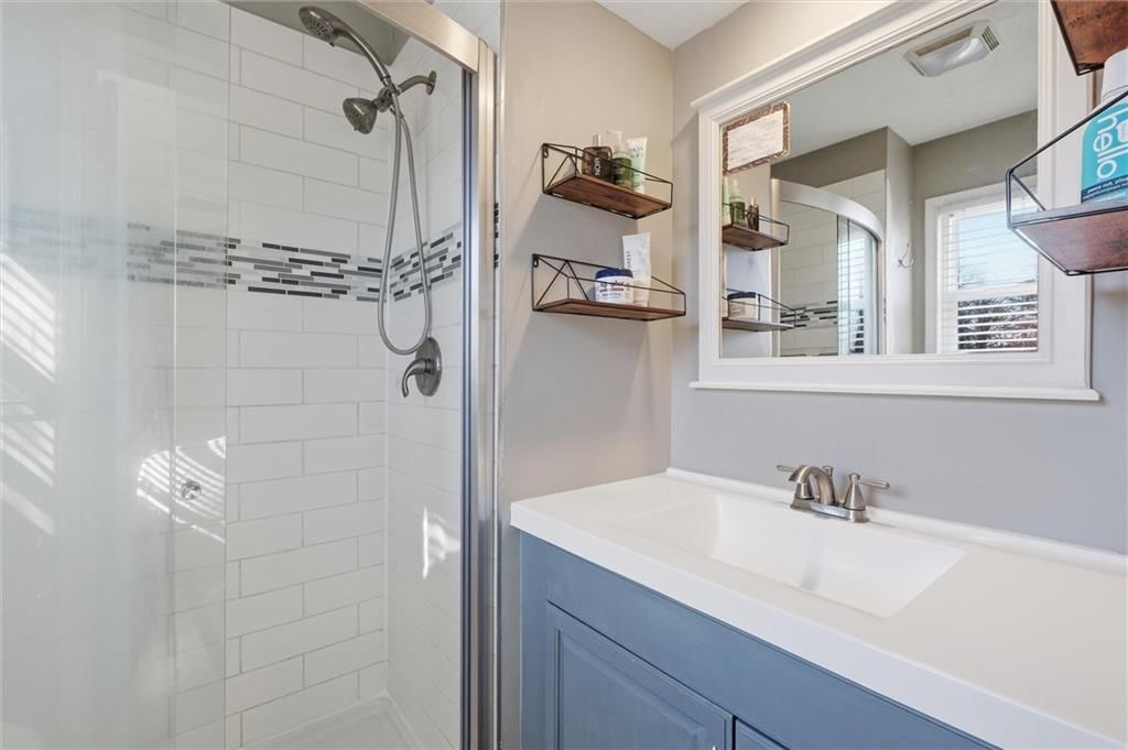 521 E Mulberry Street — photo 18