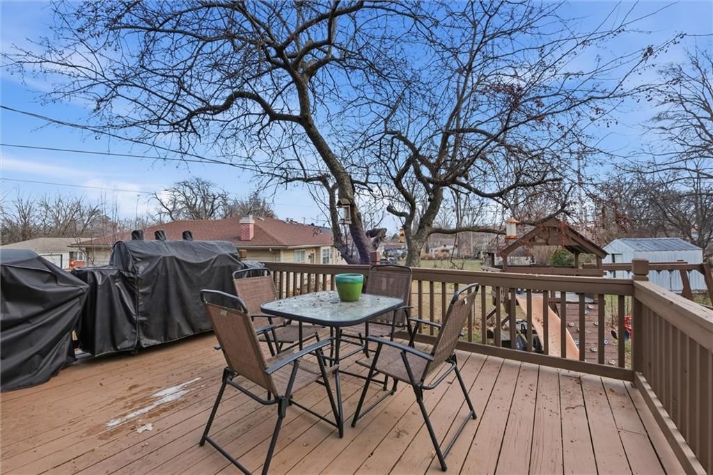 521 E Mulberry Street — photo 27