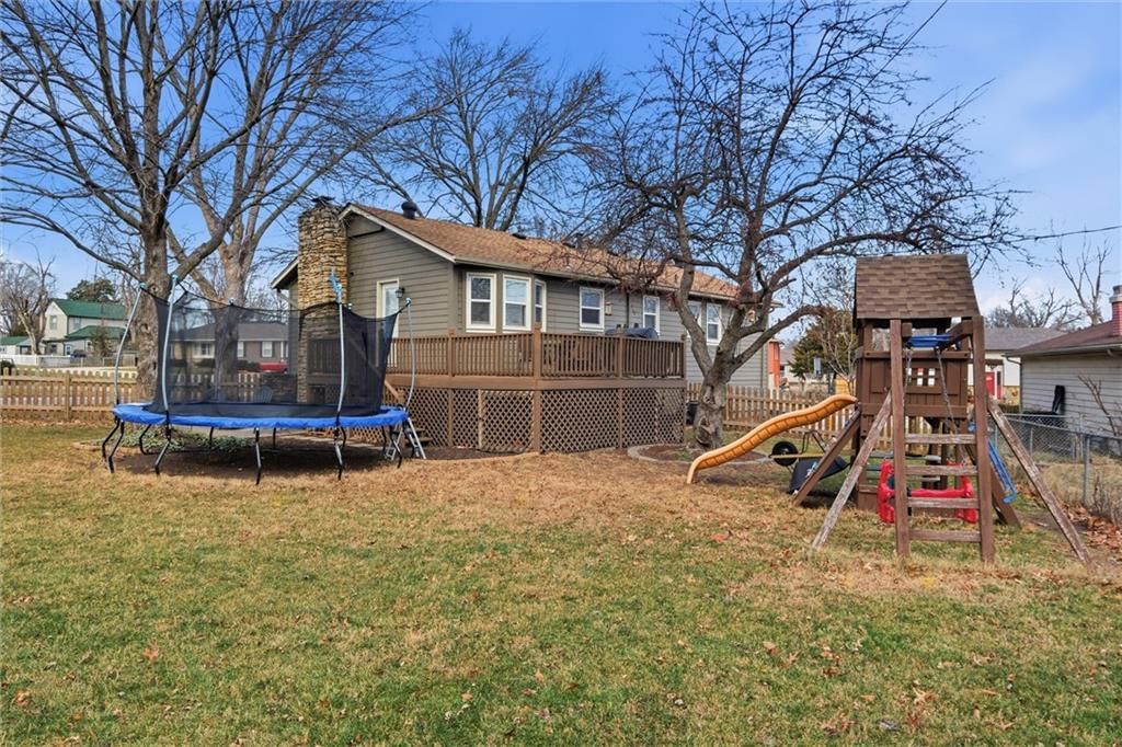 521 E Mulberry Street — photo 30