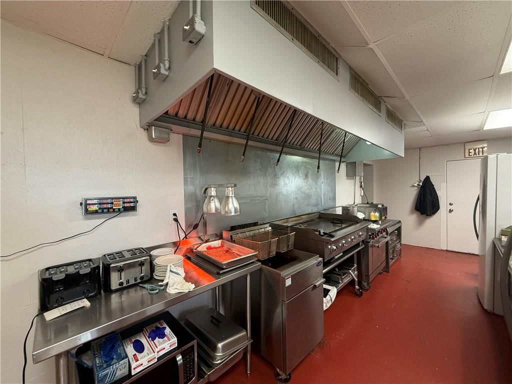 115 W 7th Street — photo 13