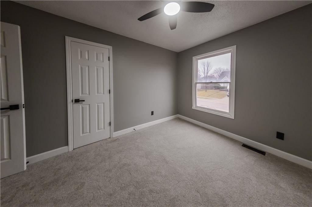 7216 N Hickory Street — photo 8