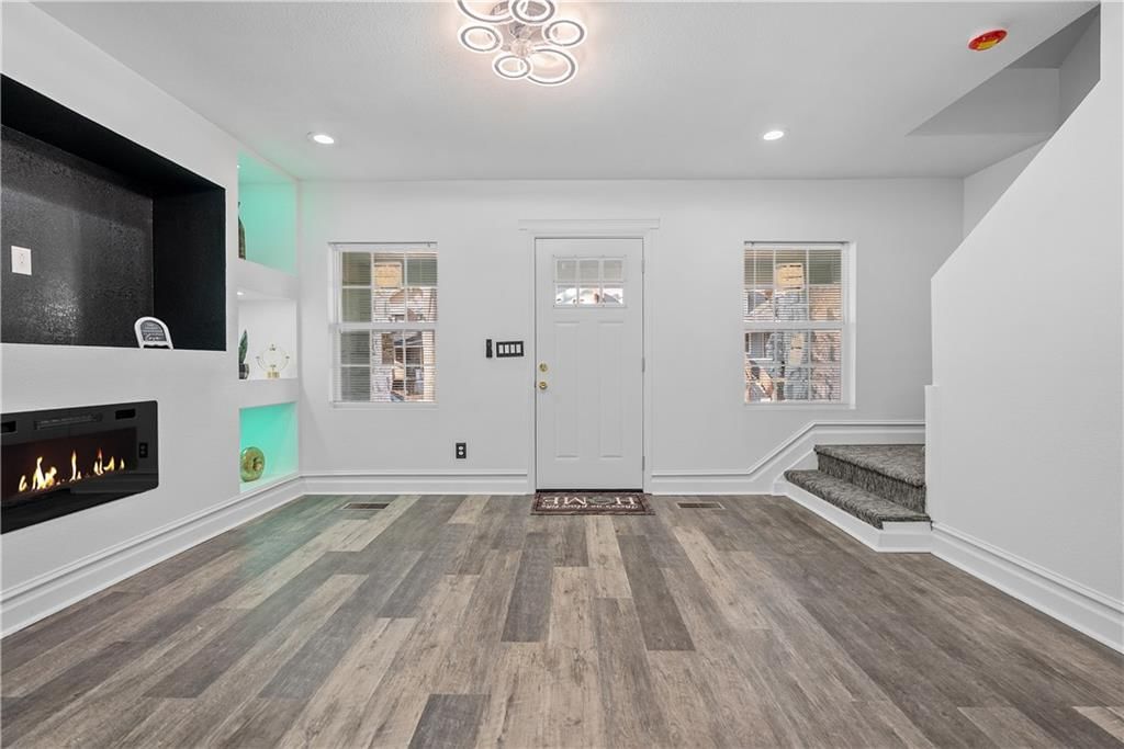 3025 Walrond Avenue — photo 10