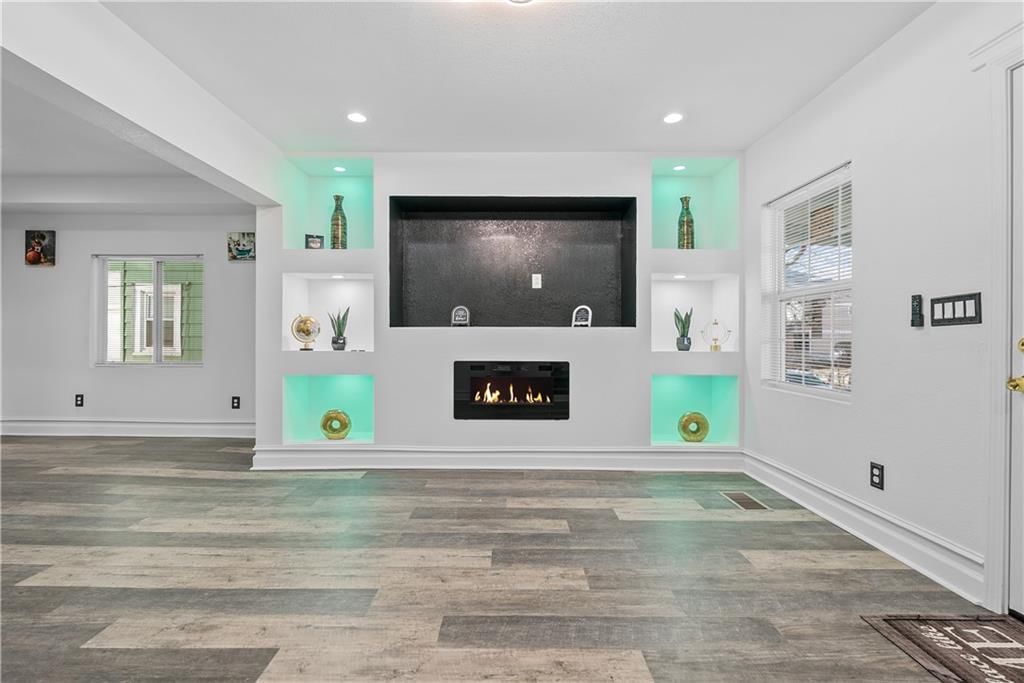 3025 Walrond Avenue — photo 12