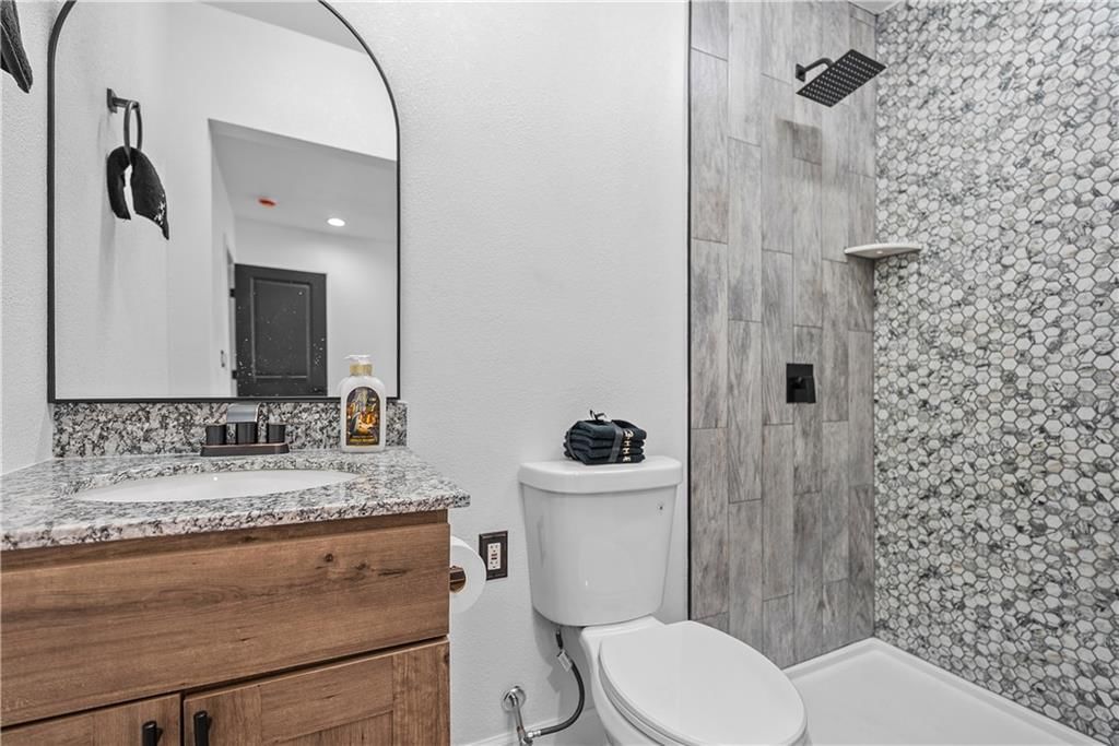 3025 Walrond Avenue — photo 25