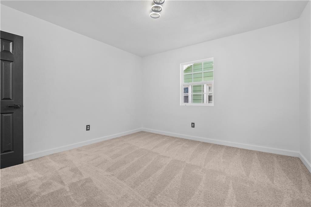 3025 Walrond Avenue — photo 33