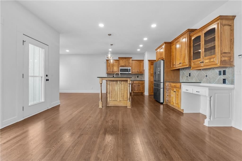 1409 SE Woodbine Drive — photo 18