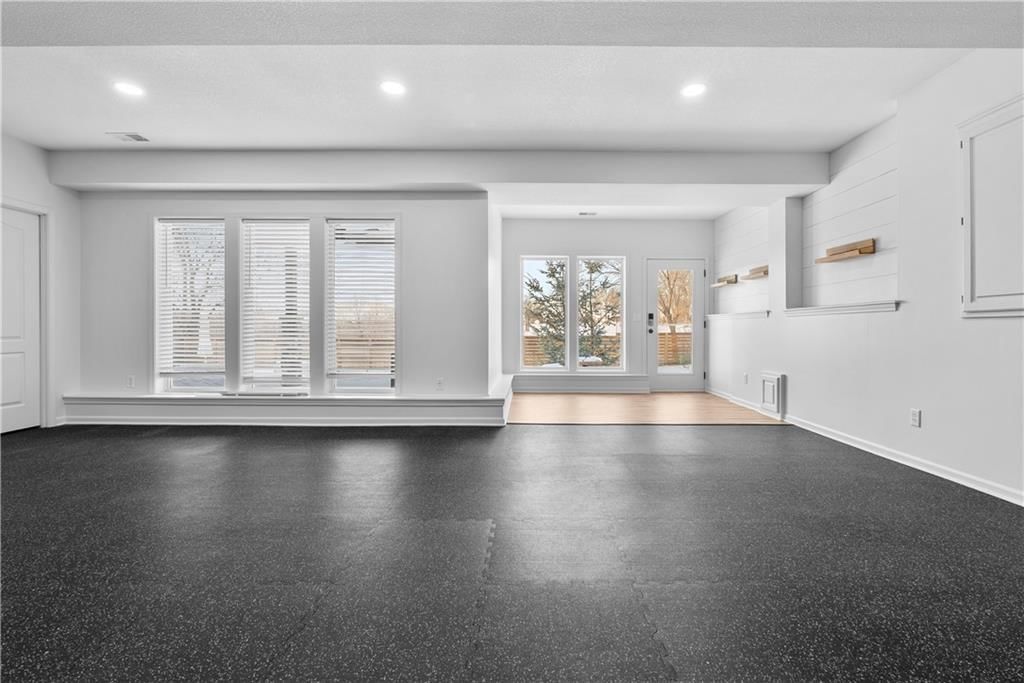 1409 SE Woodbine Drive — photo 43