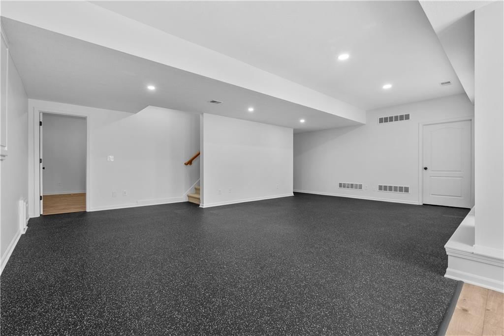 1409 SE Woodbine Drive — photo 45