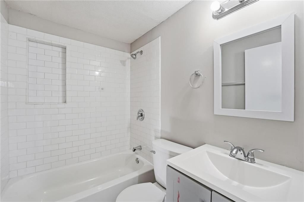 816 S Woodland Avenue — photo 15