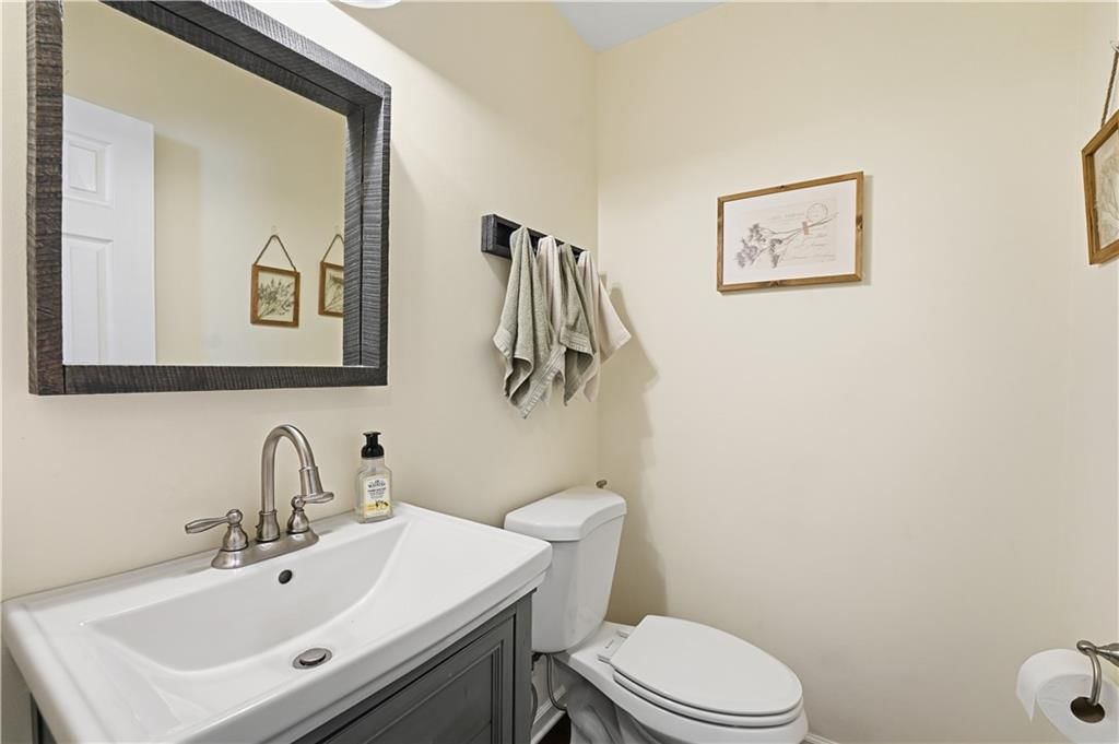 150 W Lanesfield Street — photo 12