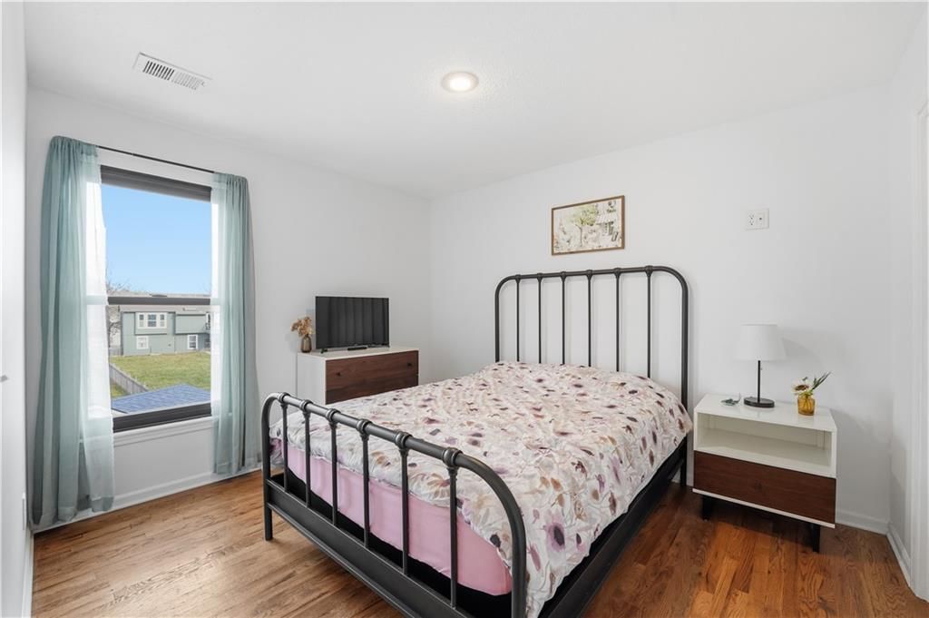 150 W Lanesfield Street — photo 19