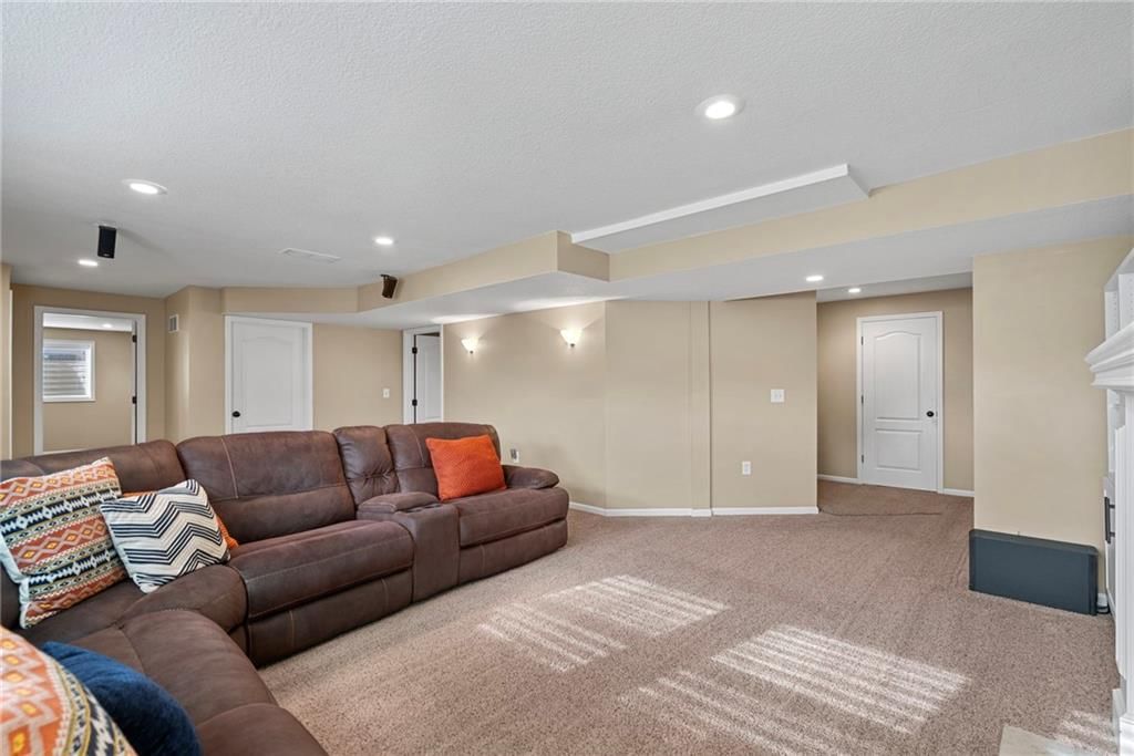 7715 W 144 Terrace — photo 44