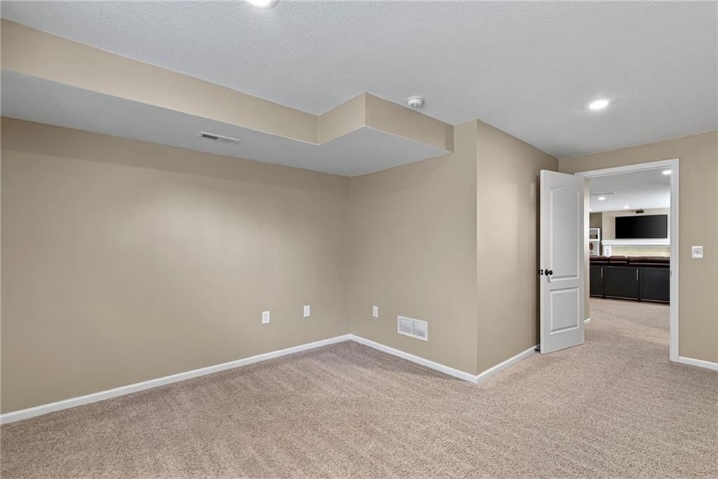 7715 W 144 Terrace — photo 47