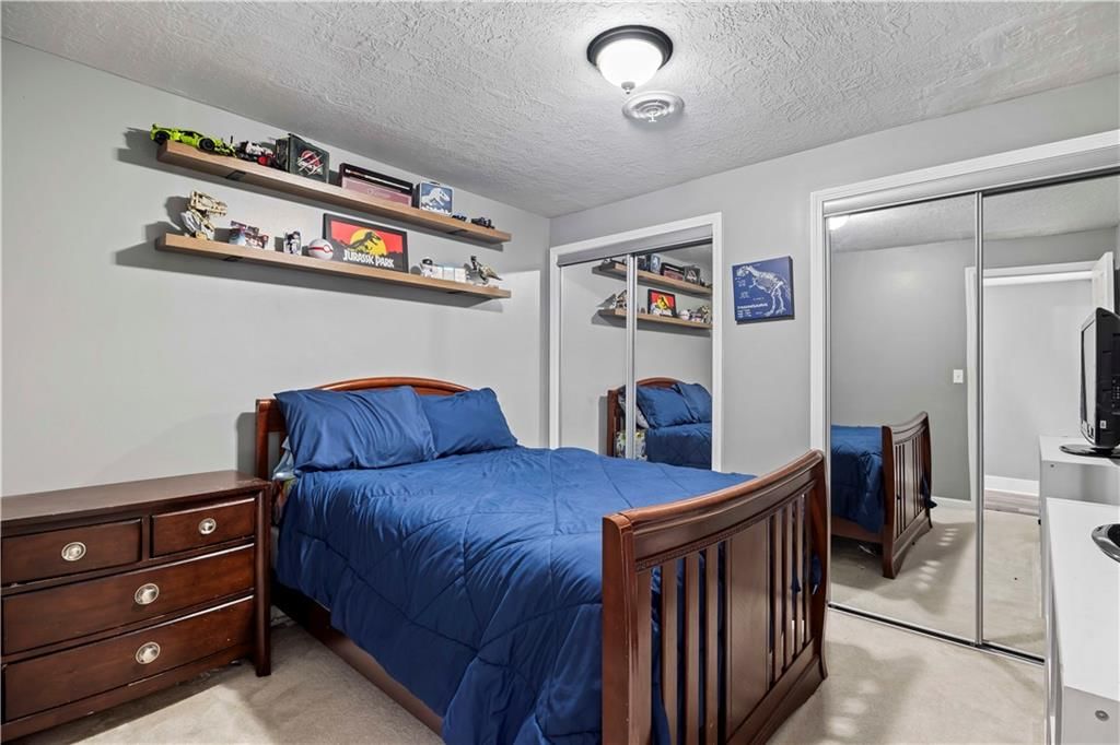 1111 S Doyle Street — photo 31