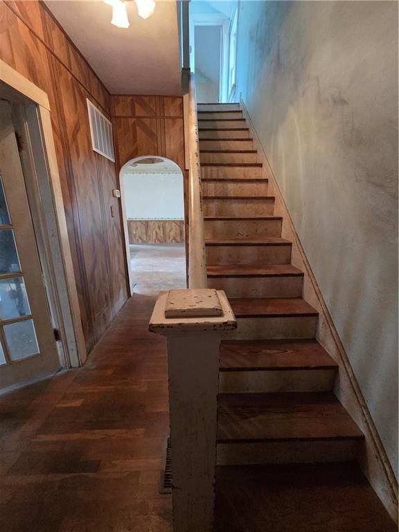 400 Parker Avenue — photo 16