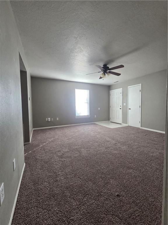 304 E Ottawa Street — photo 10