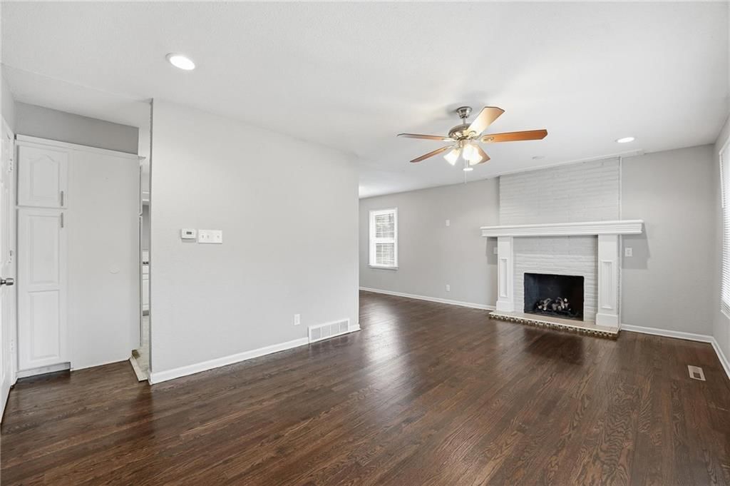 9701 Belmont Avenue — photo 4