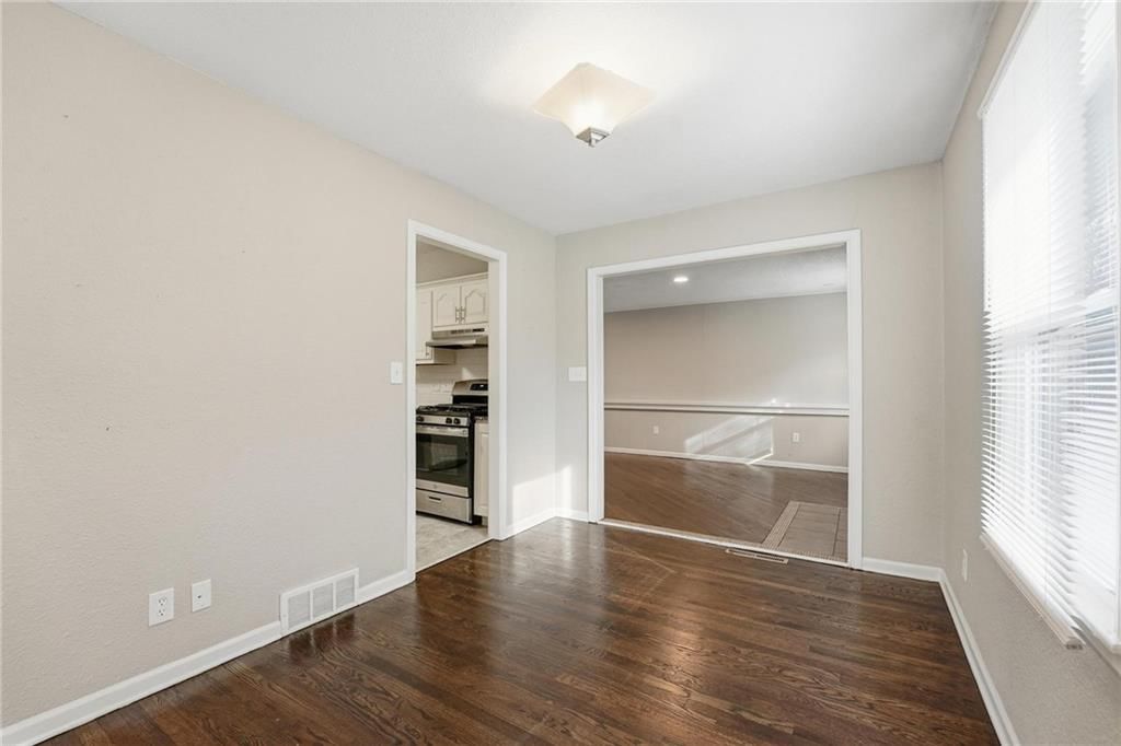 9701 Belmont Avenue — photo 6