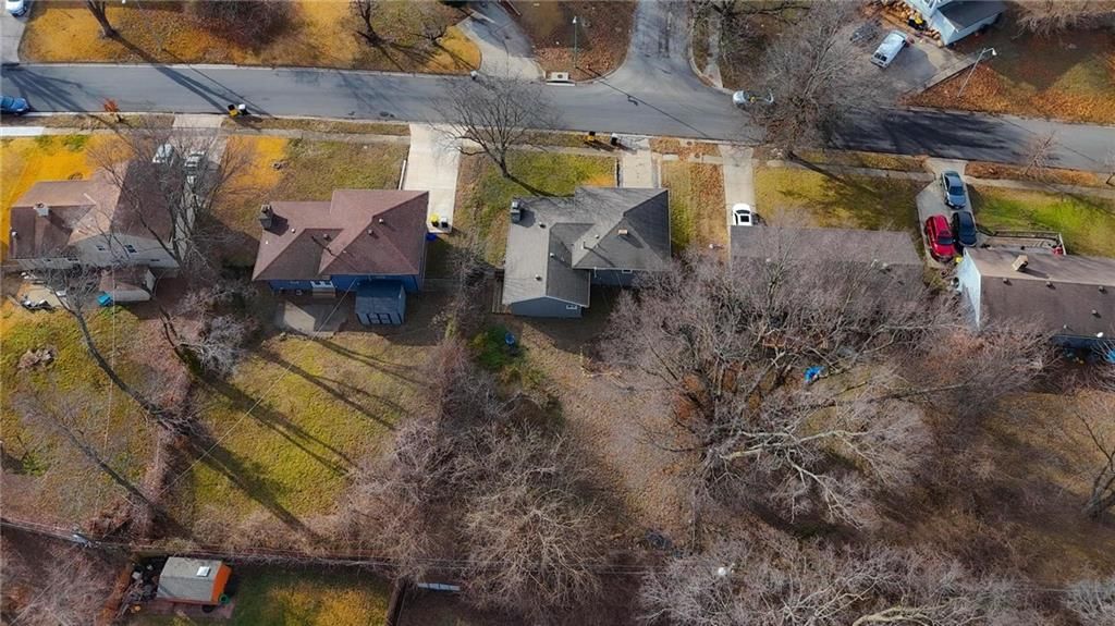 9701 Belmont Avenue — photo 39