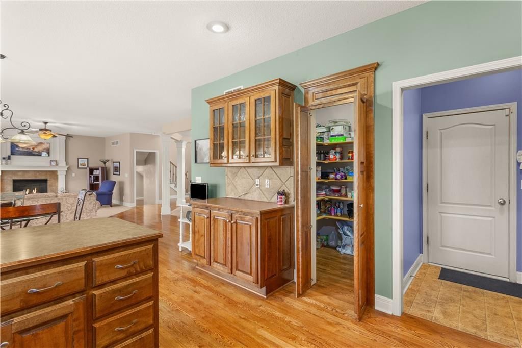 1404 NE Whitestone Drive — photo 11