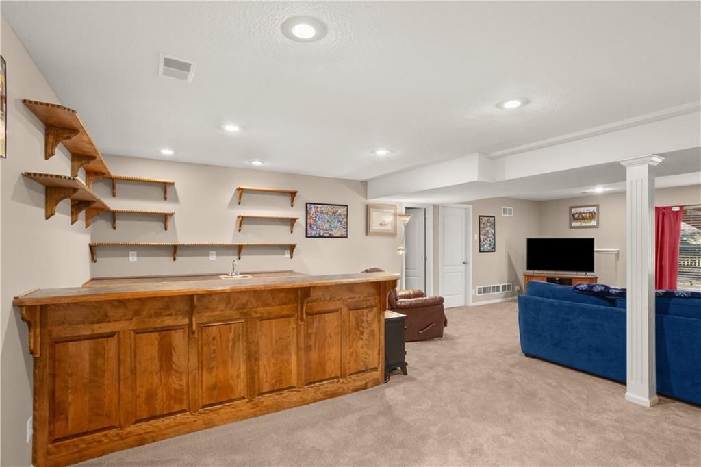 1404 NE Whitestone Drive — photo 18