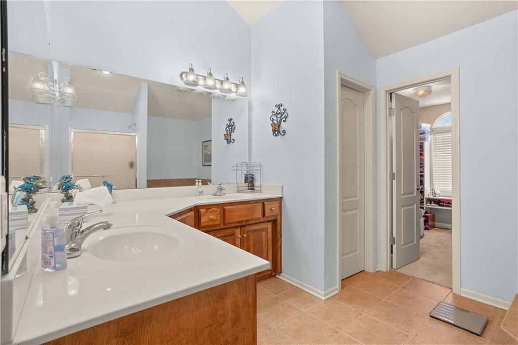 1404 NE Whitestone Drive — photo 30