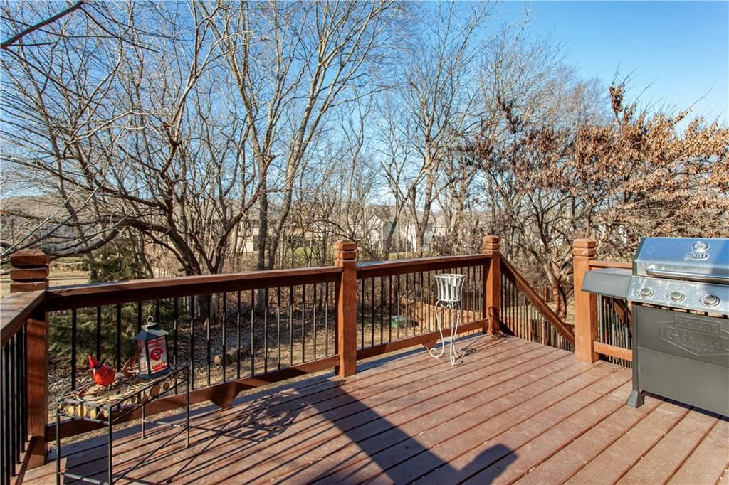 1404 NE Whitestone Drive — photo 39