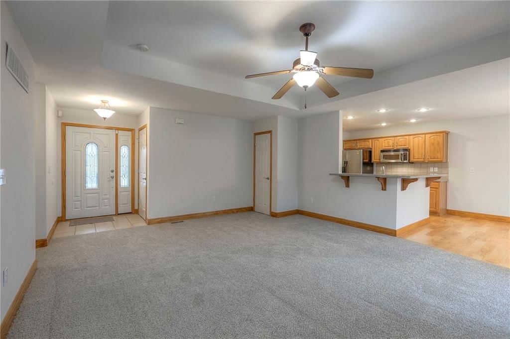 2705 S Breckenridge Drive — photo 3