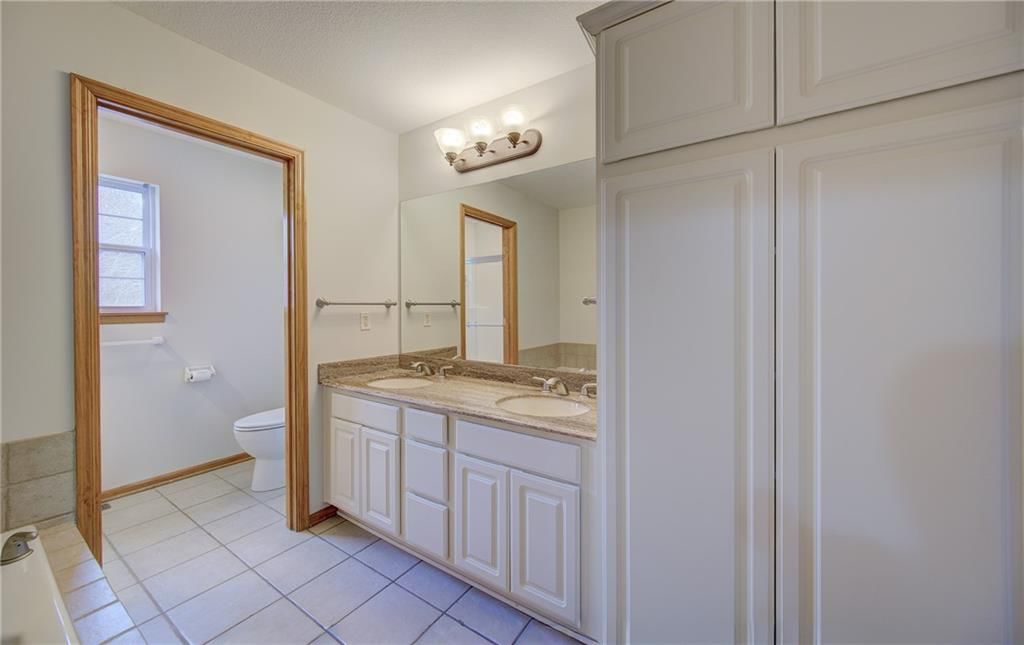 2705 S Breckenridge Drive — photo 11