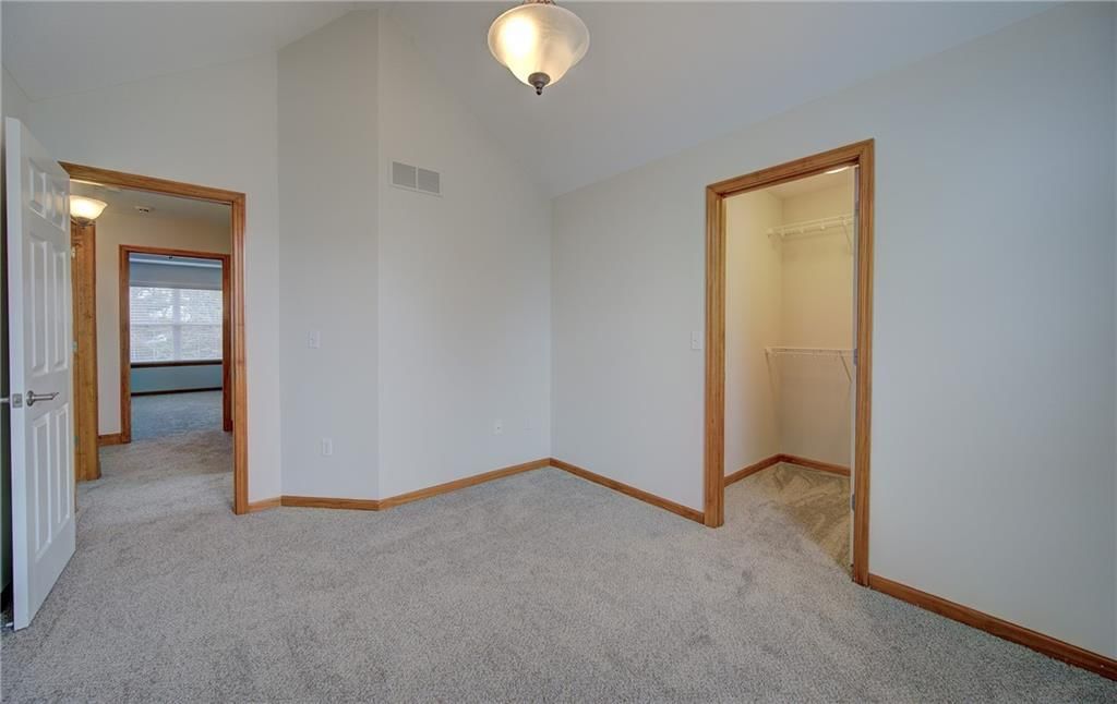 2705 S Breckenridge Drive — photo 18