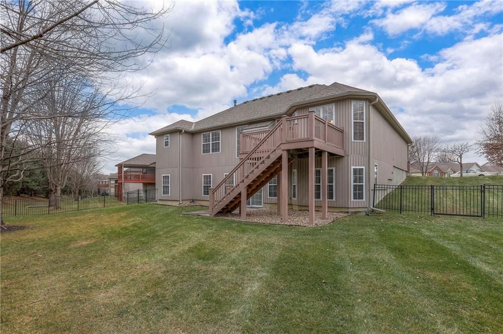2705 S Breckenridge Drive — photo 29
