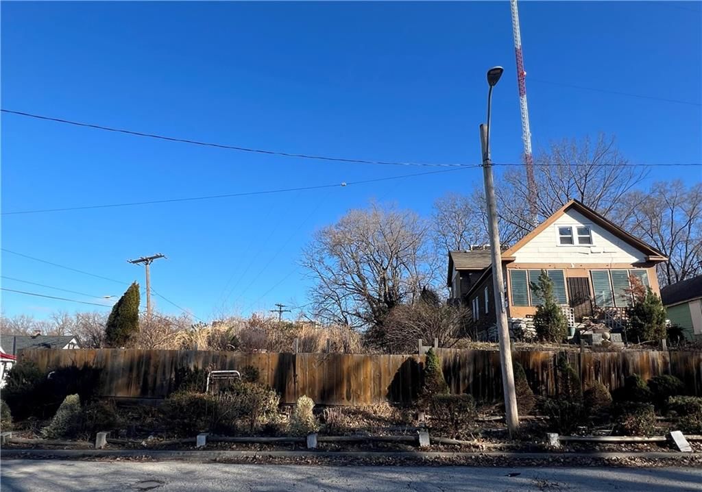 3007 Jarboe Street — photo 3