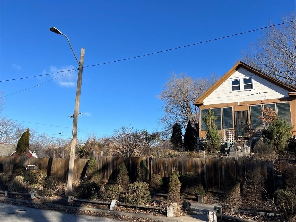 3007 Jarboe Street — photo 5